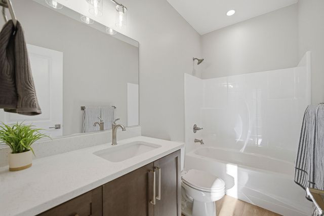 4968 N REMINGTON RD, Enoch, UT 84721