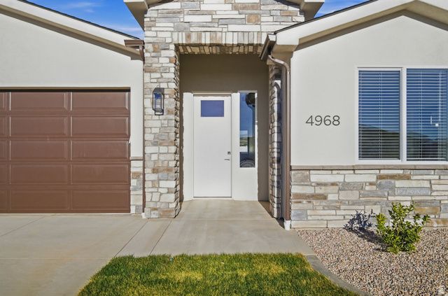 4968 N REMINGTON RD, Enoch, UT 84721