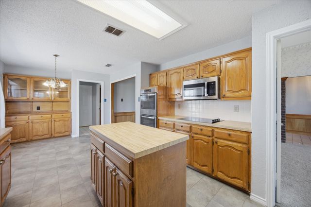 10435 County Road 2462, Poetry, TX 75160