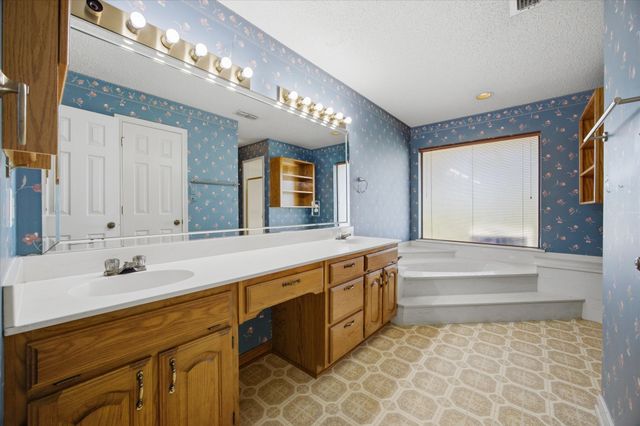 10435 County Road 2462, Poetry, TX 75160