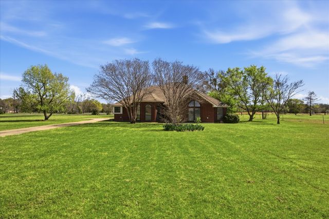 10435 County Road 2462, Poetry, TX 75160