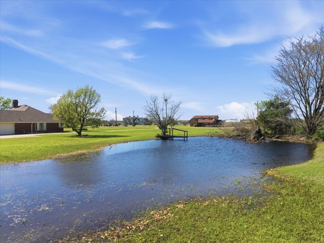 10435 County Road 2462, Poetry, TX 75160