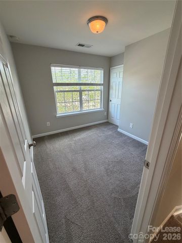14065 Singleleaf Lane, Charlotte, NC 28278