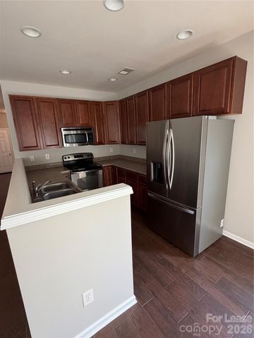 14065 Singleleaf Lane, Charlotte, NC 28278
