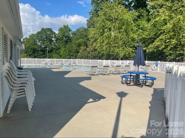 14065 Singleleaf Lane, Charlotte, NC 28278