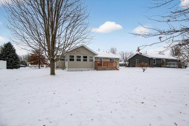 52 Gunther Drive, Evansville, WI 53536
