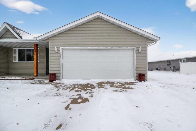 52 Gunther Drive, Evansville, WI 53536