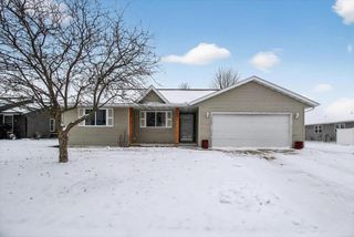 52 Gunther Drive, Evansville, WI 53536