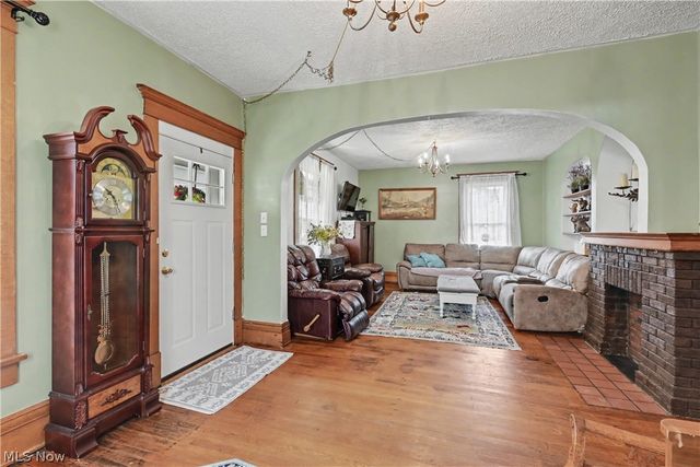 38 Penn Avenue, Mansfield, OH 44903