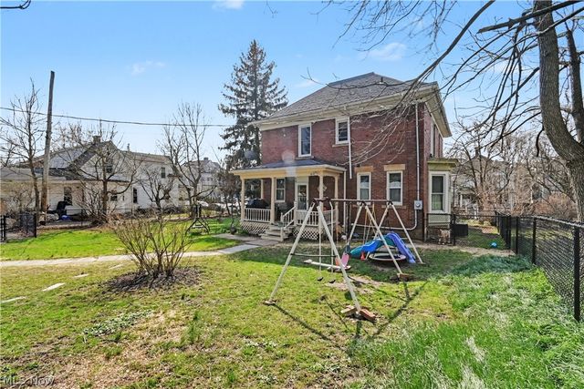 38 Penn Avenue, Mansfield, OH 44903