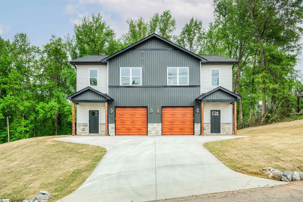 610 N Shamrock Avenue, Landrum, SC 29356