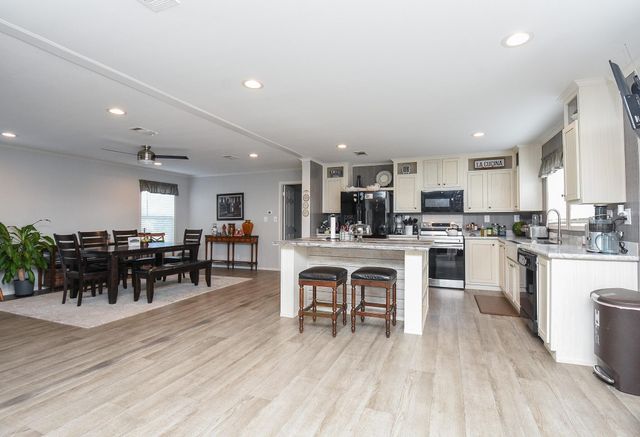 700 Road 5505, Cleveland, TX 77327