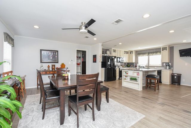 700 Road 5505, Cleveland, TX 77327