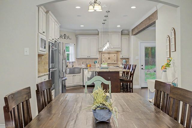 203 Saddle Ridge Court, Springtown, TX 76082