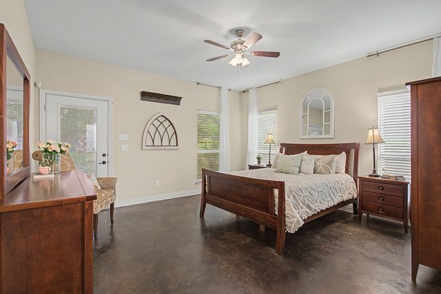 203 Saddle Ridge Court, Springtown, TX 76082