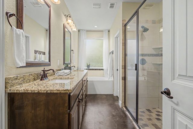 203 Saddle Ridge Court, Springtown, TX 76082