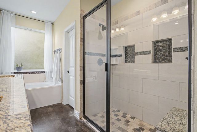 203 Saddle Ridge Court, Springtown, TX 76082