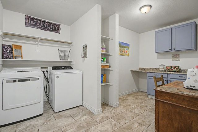 203 Saddle Ridge Court, Springtown, TX 76082