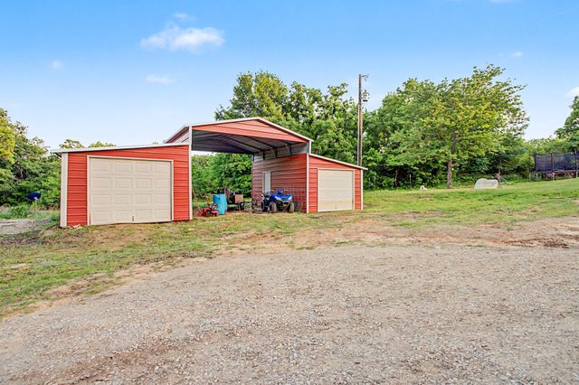 203 Saddle Ridge Court, Springtown, TX 76082