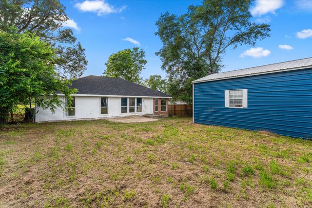 316 Coral Reef Street, Gun Barrel City, TX 75156