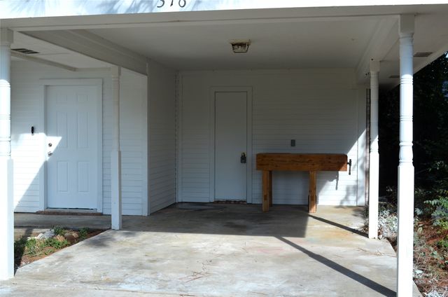 316 Coral Reef Street, Gun Barrel City, TX 75156