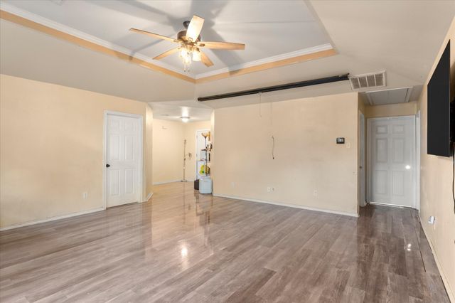 316 Coral Reef Street, Gun Barrel City, TX 75156