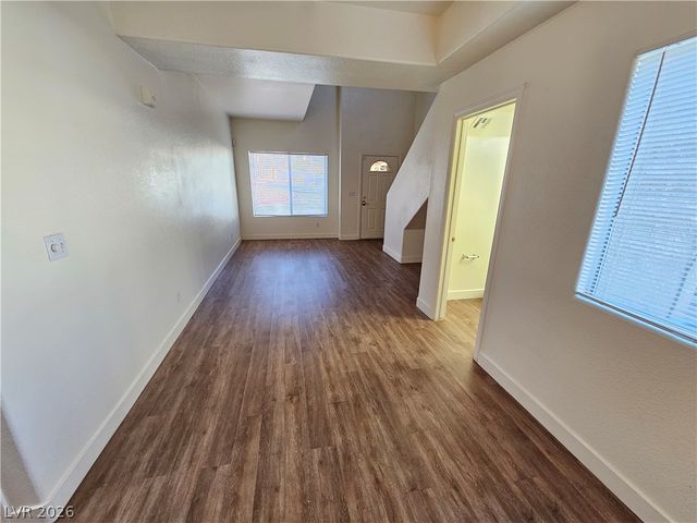 476 Green Macaw Way, Henderson, NV 89012