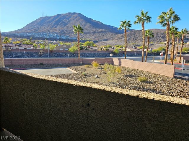 476 Green Macaw Way, Henderson, NV 89012