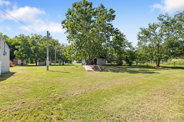 401 3rd, Achille, OK 74720