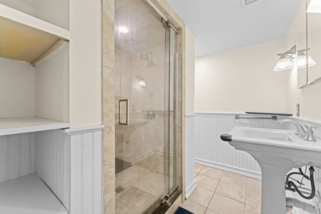 48 Trapelo St B, Boston, MA 02135
