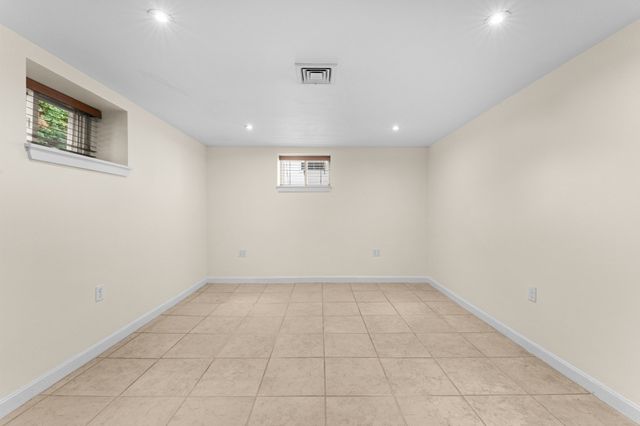 48 Trapelo St B, Boston, MA 02135