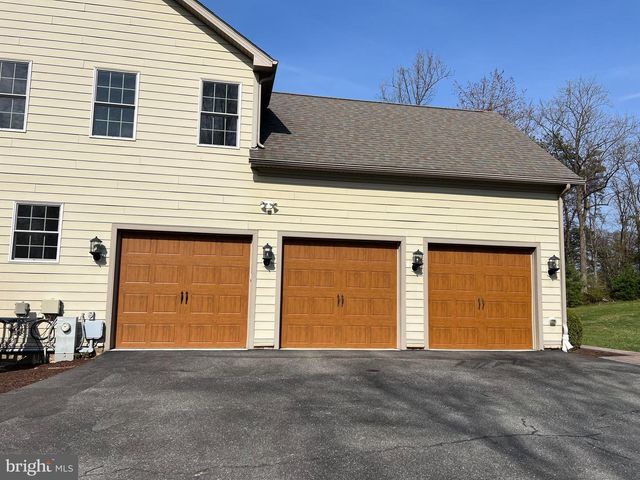 960 HOODS MILL RD, Cooksville, MD 21723