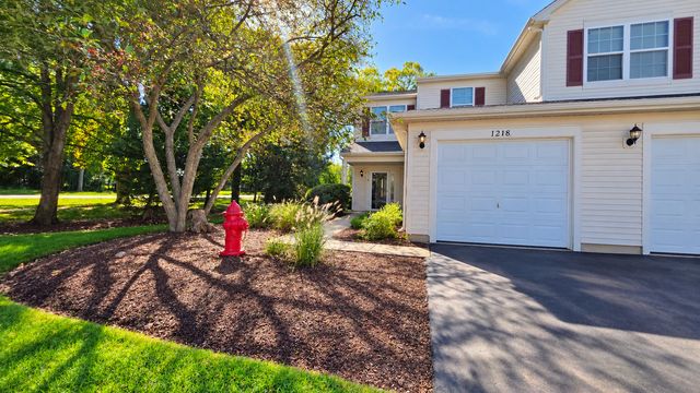 1216 N Brookdale Drive 1216, Carpentersville, IL 60110