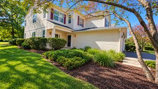 1216 N Brookdale Drive 1216, Carpentersville, IL 60110