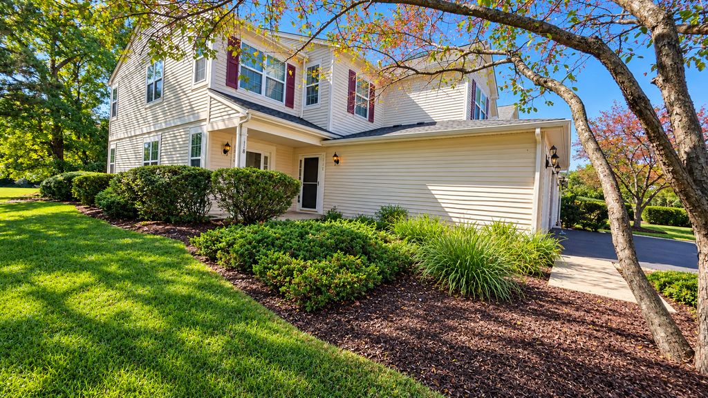 1216 N Brookdale Drive 1216, Carpentersville, IL 60110