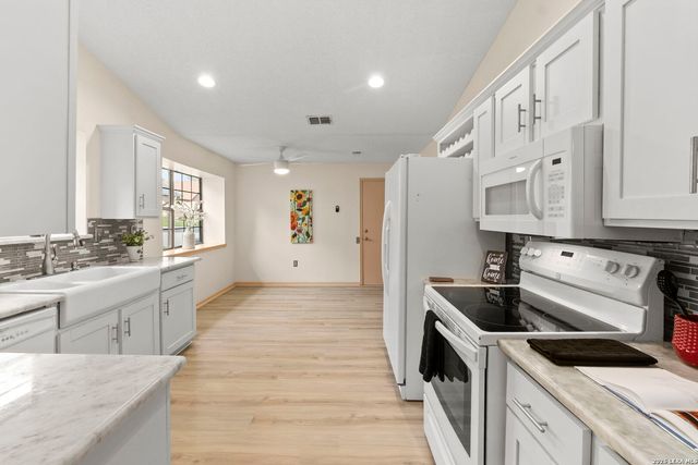 3632 FOX RUN, Schertz, TX 78108