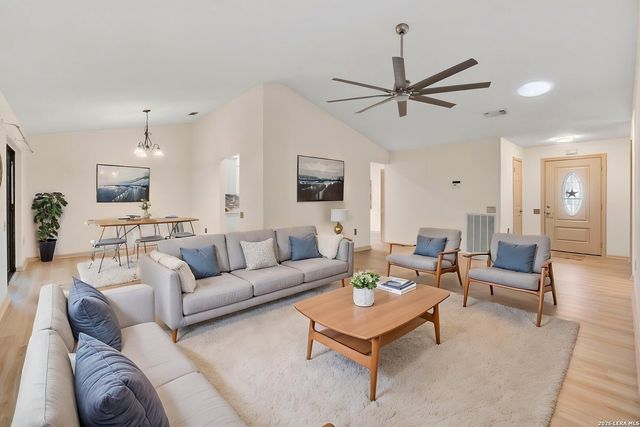 3632 FOX RUN, Schertz, TX 78108
