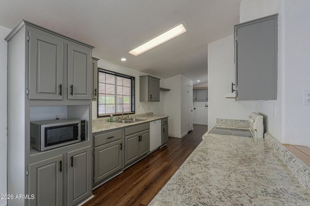 10631 N HUALAPAI Drive, Casa Grande, AZ 85122