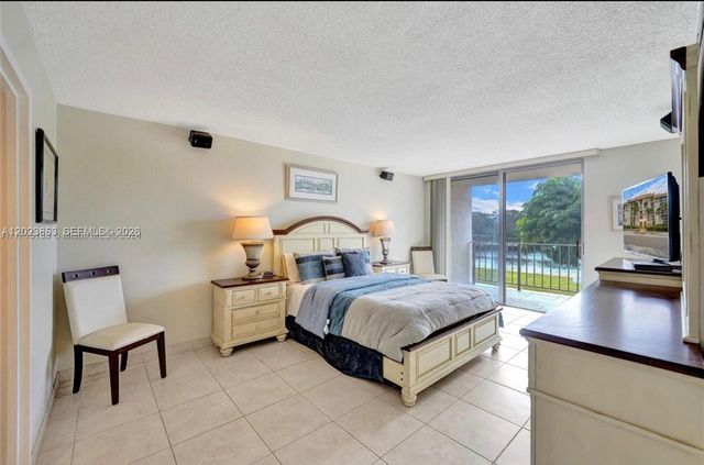 601 Three Islands Blv 205, Hallandale Beach, FL 33009