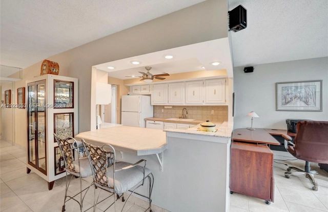 601 Three Islands Blv 205, Hallandale Beach, FL 33009