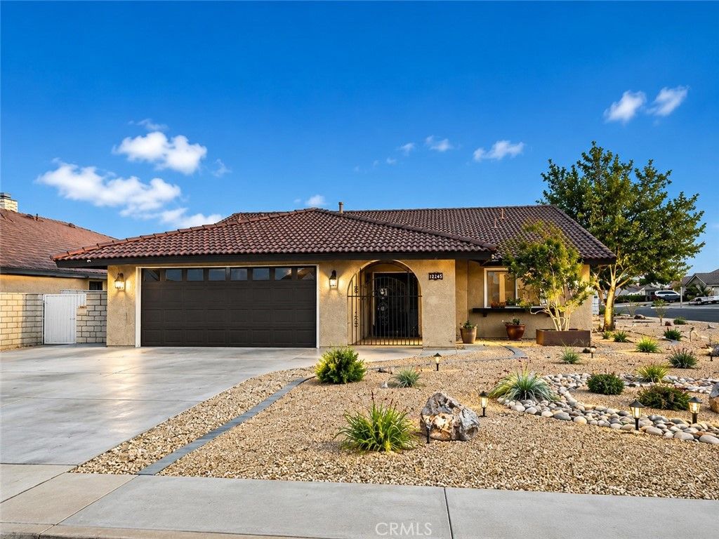 26325 Catamaran Lane, Helendale, CA 92342