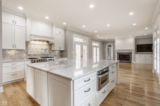 13096 Broad Street, Carmel, IN 46032