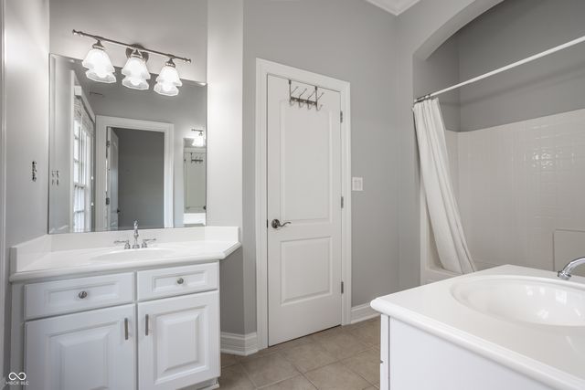 13096 Broad Street, Carmel, IN 46032