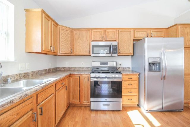 864 Leah Court, Jefferson, WI 53549