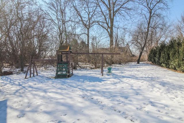 864 Leah Court, Jefferson, WI 53549