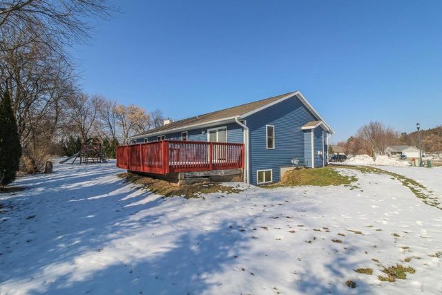 864 Leah Court, Jefferson, WI 53549
