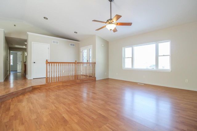 864 Leah Court, Jefferson, WI 53549