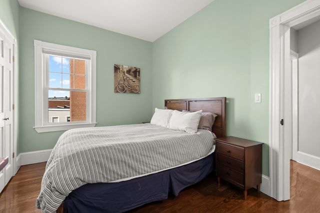 372 Silver St, Boston, MA 02127