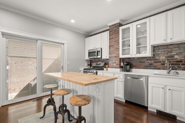 372 Silver St, Boston, MA 02127