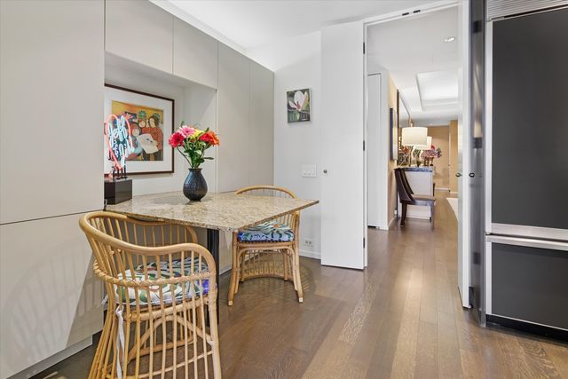 680 N Lake Shore Drive 1024, Chicago, IL 60611